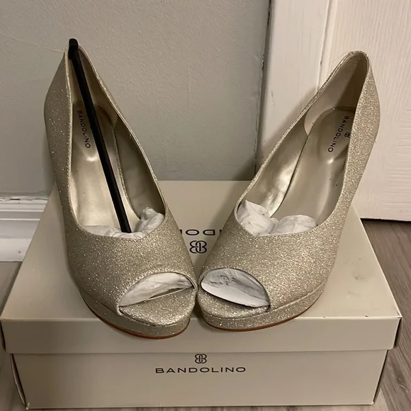 BANDOLINO BRAYDEN GLITTER PUMPS - Picture 3 of 6